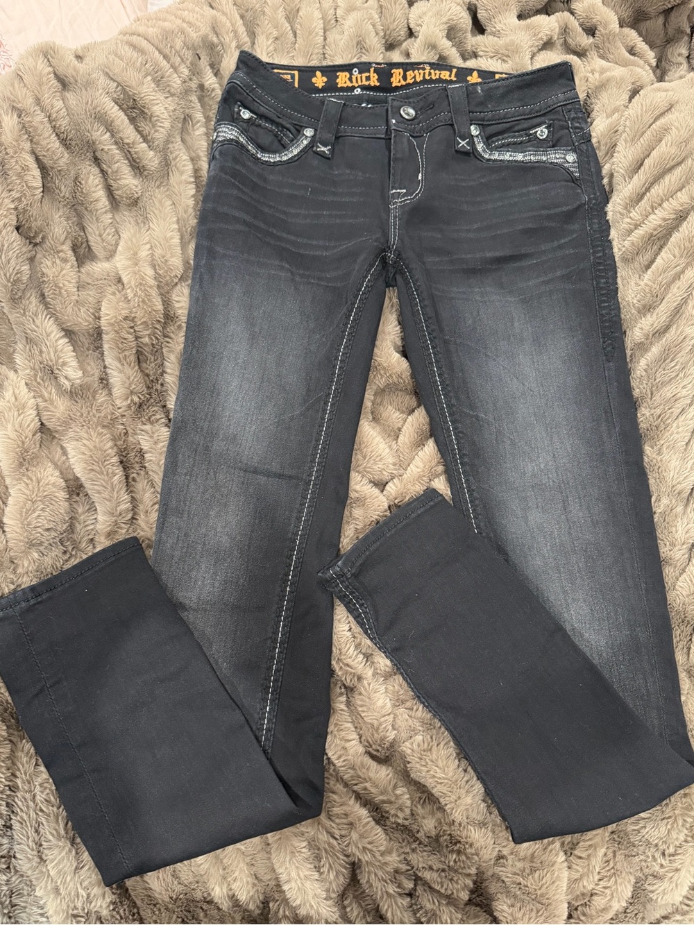 Rock Revivial Skinny Jeans